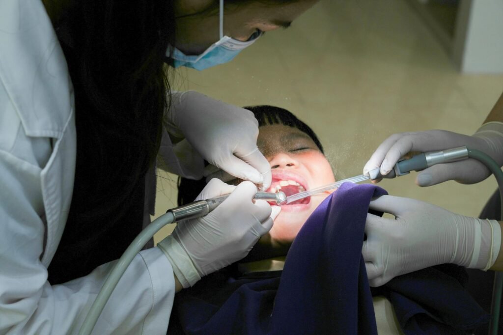 Illustration of Dental Care Busy People Kadapa: Must-Have Quick Tips for Effortless Oral Hygiene